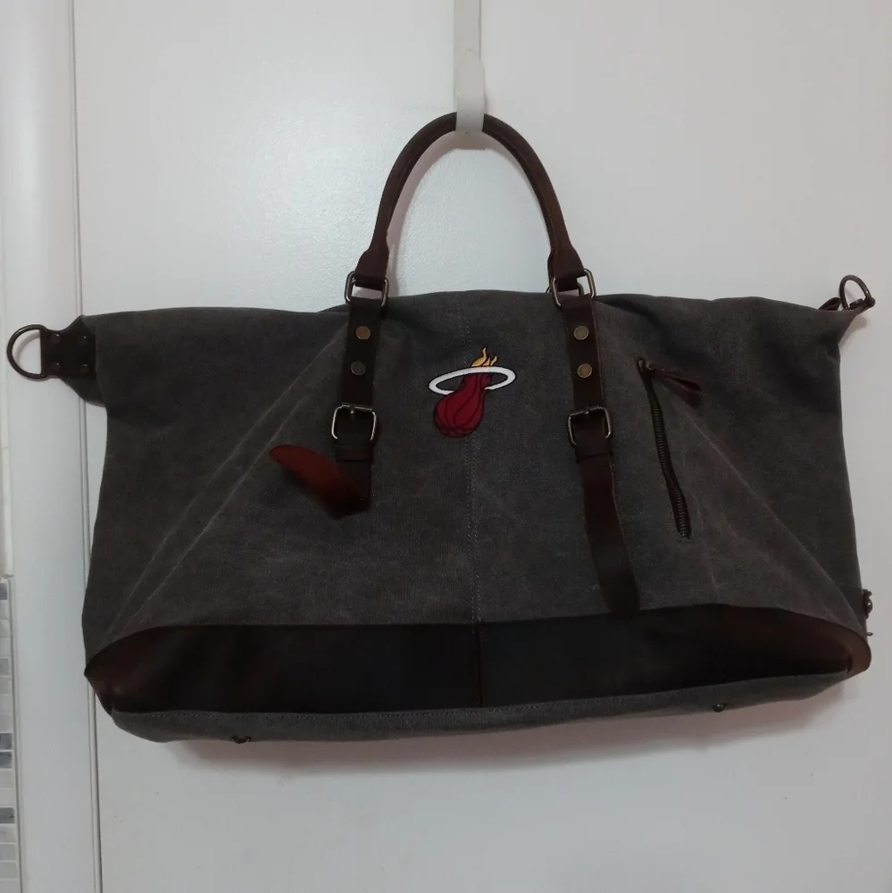 Hudson Cole New York X Large Brown Canvas Travel Duffle w Leather straps